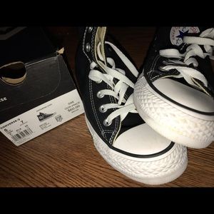 Black high top converse size 7
